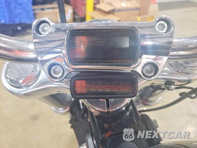 Zdjęcie 7 z 8 samochodu: 2024 HARLEY-DAVIDSON FXST VIN:1HD1BVJ16RB041140 - miniatura