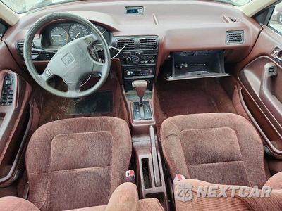 Zdjęcie 8 z 13 samochodu: 1992 HONDA ACCORD LX VIN:1HGCB7653NA195257 - miniatura