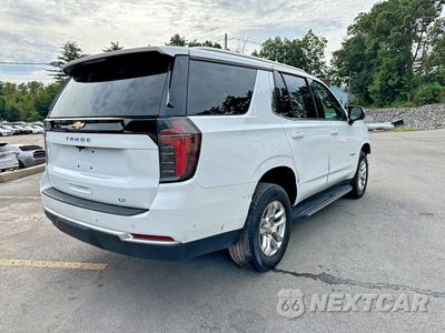 Trzecie zdjęcie samochodu z tyłu: 2025 CHEVROLET TAHOE C1500 LT VIN:1GNS5NRDXSR183510 - miniatura