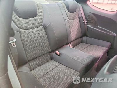 Zdjęcie 10 z 12 samochodu: 2010 HYUNDAI GENESIS COUPE 2.0T PREMIUM VIN:KMHHT6KD9AU008603 - miniatura