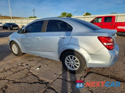 Drugie zdjęcie samochodu z przodu: 2017 CHEVROLET SONIC LT VIN:1G1JD5SBXH4122947 - miniatura