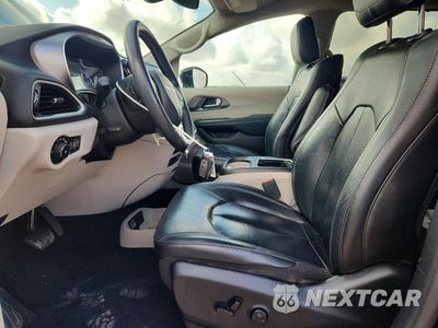 Zdjęcie 7 z 13 samochodu: 2022 CHRYSLER PACIFICA TOURING L VIN:2C4RC1BG7NR123760 - miniatura