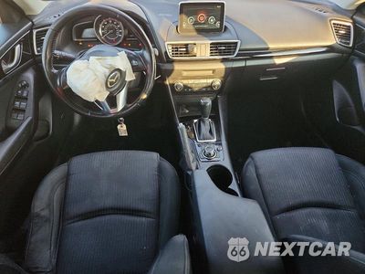 Zdjęcie 8 z 13 samochodu: 2016 MAZDA 3 TOURING VIN:3MZBM1M76GM324357 - miniatura