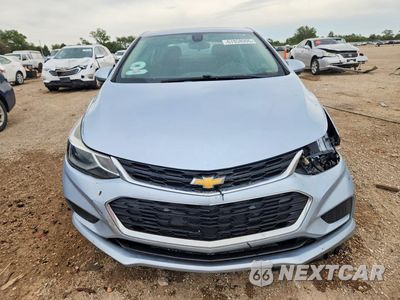Piąte zdjęcie samochodu w środku: 2018 CHEVROLET CRUZE LT VIN:1G1BE5SM1J7133939 - miniatura