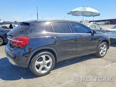 Trzecie zdjęcie samochodu z tyłu: 2020 MERCEDES-BENZ GLA 250 VIN:WDCTG4EB0LU024221 - miniatura