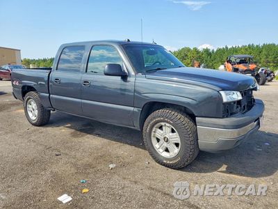 Czwarte zdjęcie samochodu z boku: 2005 CHEVROLET SILVERADO K1500 VIN:2GCEK13T351227612 - miniatura