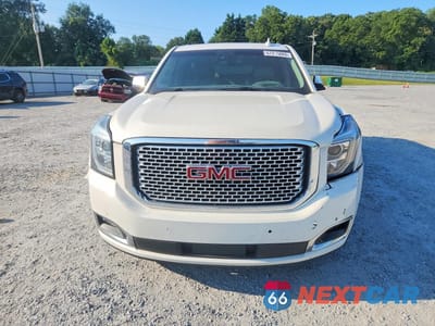 Piąte zdjęcie samochodu w środku: 2016 GMC YUKON XL DENALI VIN:1GKS2HKJ8GR354883 - miniatura