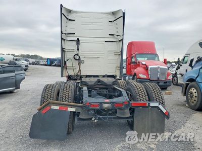 Zdjęcie 6 z 14 samochodu: 2023 VOLVO VNL SEMI TRUCK VIN:4V4NC9EHXPN319715 - miniatura