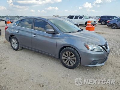 Czwarte zdjęcie samochodu z boku: 2017 NISSAN SENTRA S VIN:3N1AB7APXHY249672 - miniatura