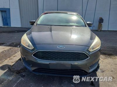 Piąte zdjęcie samochodu w środku: 2017 FORD FOCUS SE VIN:1FADP3K25HL242120 - miniatura