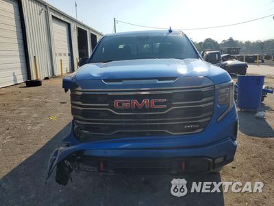 Piąte zdjęcie samochodu w środku: 2022 GMC SIERRA K1500 AT4 VIN:1GTUUEET8NZ599397 - miniatura