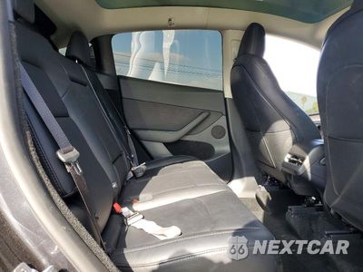 Zdjęcie 10 z 12 samochodu: 2025 TESLA MODEL Y VIN:7SAYGDEE7SF233102 - miniatura