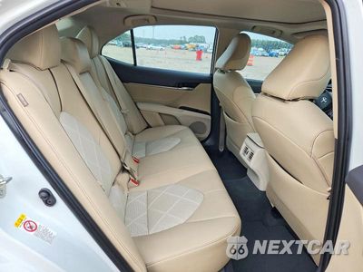 Zdjęcie 10 z 13 samochodu: 2018 TOYOTA CAMRY XLE VIN:4T1B11HK2JU038966 - miniatura