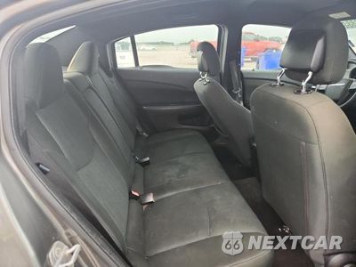 Zdjęcie 10 z 12 samochodu: 2012 CHRYSLER 200 LX VIN:1C3CCBAB4CN138930 - miniatura
