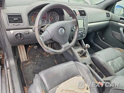 Zdjęcie 8 z 12 samochodu: 2007 VOLKSWAGEN NEW GTI VIN:WVWEV71K77W056055 - miniatura