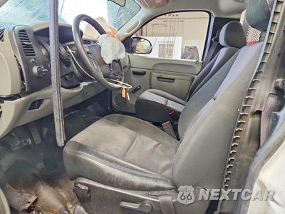 Zdjęcie 7 z 11 samochodu: 2012 CHEVROLET SILVERADO C2500 HEAVY DUTY VIN:1GC0CVCG1CF226613 - miniatura