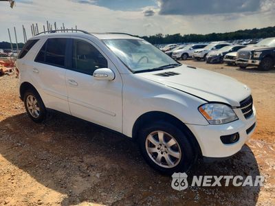 Czwarte zdjęcie samochodu z boku: 2006 MERCEDES-BENZ ML 350 VIN:4JGBB86E86A093000 - miniatura