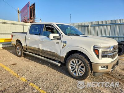 Czwarte zdjęcie samochodu z boku: 2025 FORD F150 KING RANCH VIN:1FTFW6L82SFB26664 - miniatura
