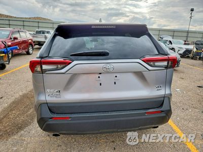 Zdjęcie 6 z 13 samochodu: 2022 TOYOTA RAV4 XLE VIN:2T3P1RFV9NC302880 - miniatura
