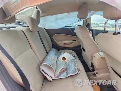 Zdjęcie 10 z 12 samochodu: 2016 FORD FIESTA SE VIN:3FADP4BJXGM178764 - miniatura