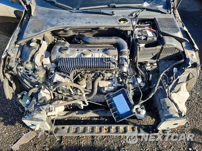 Zdjęcie 11 z 13 samochodu: 2013 VOLVO S60 T5 VIN:YV1612FHXD2210254 - miniatura