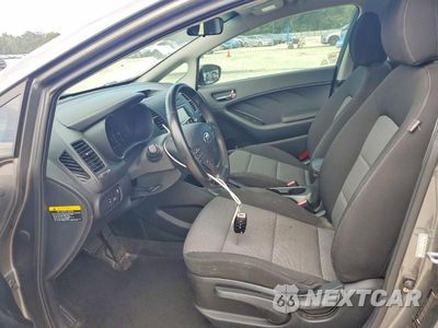 Zdjęcie 7 z 12 samochodu: 2016 KIA FORTE EX VIN:KNAFX4A87G5553207 - miniatura