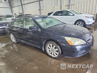 Czwarte zdjęcie samochodu z boku: 2007 HONDA ACCORD EX VIN:1HGCM66567A047630 - miniatura