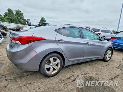 Trzecie zdjęcie samochodu z tyłu: 2012 HYUNDAI ELANTRA GLS VIN:KMHDH4AE7CU349872 - miniatura
