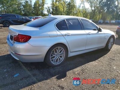 Trzecie zdjęcie samochodu z tyłu: 2013 BMW 528 XI VIN:WBAXH5C54DDW16419 - miniatura