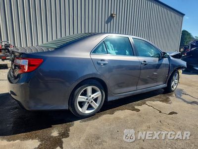 Trzecie zdjęcie samochodu z tyłu: 2013 TOYOTA CAMRY SE VIN:4T1BF1FK0DU682376 - miniatura