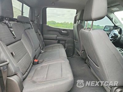 Zdjęcie 10 z 13 samochodu: 2019 CHEVROLET SILVERADO K1500 LT VIN:3GCUYDED4KG215635 - miniatura