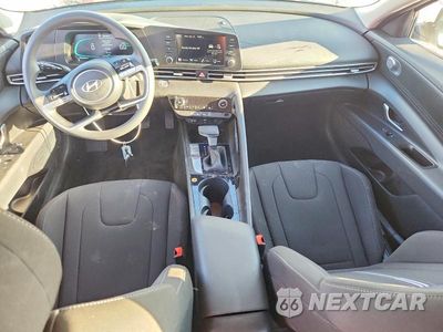 Zdjęcie 8 z 13 samochodu: 2026 HYUNDAI ELANTRA HYBRID BLUE VIN:KMHLM4DJ0TU213521 - miniatura