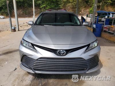 Piąte zdjęcie samochodu w środku: 2021 TOYOTA CAMRY LE VIN:4T1C11AK7MU439772 - miniatura