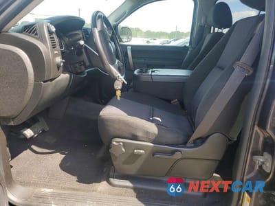 Zdjęcie 7 z 12 samochodu: 2010 CHEVROLET SILVERADO K1500 LT VIN:3GCRKSE33AG180961 - miniatura