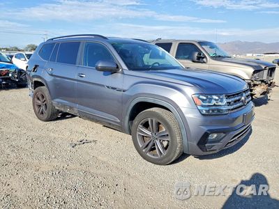 Czwarte zdjęcie samochodu z boku: 2020 VOLKSWAGEN ATLAS SE VIN:1V2LR2CA3LC502814 - miniatura