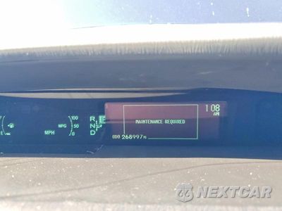 Zdjęcie 9 z 14 samochodu: 2015 TOYOTA PRIUS THREE VIN:JTDKN3DU7F1956491 - miniatura