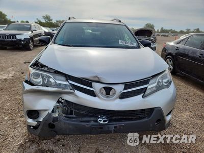 Piąte zdjęcie samochodu w środku: 2015 TOYOTA RAV4 LE VIN:JTMBFREV0FJ036385 - miniatura