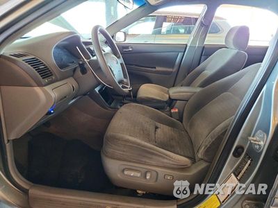Zdjęcie 7 z 12 samochodu: 2006 TOYOTA CAMRY LE VIN:JTDBE30K563054785 - miniatura