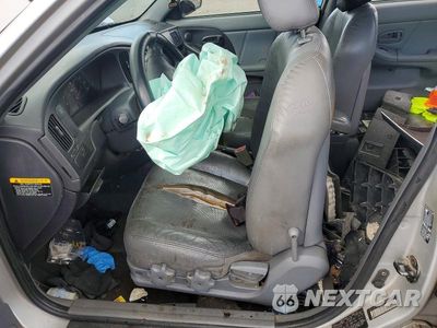 Zdjęcie 7 z 12 samochodu: 2005 HYUNDAI ELANTRA GLS VIN:KMHDN46D45U157465 - miniatura
