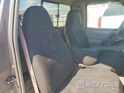 Zdjęcie 10 z 12 samochodu: 2000 FORD RANGER VIN:1FTYR10X4YPB50143 - miniatura
