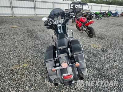 Czwarte zdjęcie samochodu z boku: 2010 HARLEY-DAVIDSON FLHTCU VIN:1HD1FC41XAB618762 - miniatura