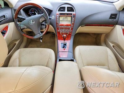 Zdjęcie 8 z 12 samochodu: 2011 LEXUS ES 350 VIN:JTHBK1EG3B2470950 - miniatura