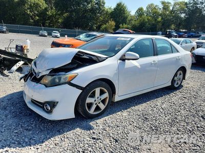 2014 TOYOTA CAMRY SE 4T1BF1FK6EU849244 - główne zdjęcie licytacji z USA - miniatura