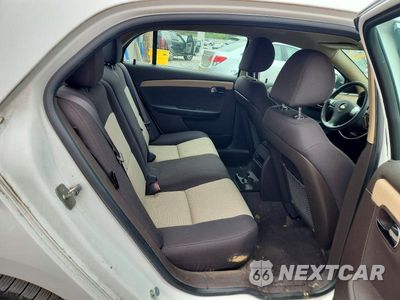 Zdjęcie 10 z 12 samochodu: 2012 CHEVROLET MALIBU LS VIN:1G1ZA5EU9CF398395 - miniatura
