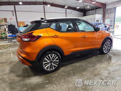 Trzecie zdjęcie samochodu z tyłu: 2021 NISSAN KICKS SV VIN:3N1CP5CV9ML545493 - miniatura