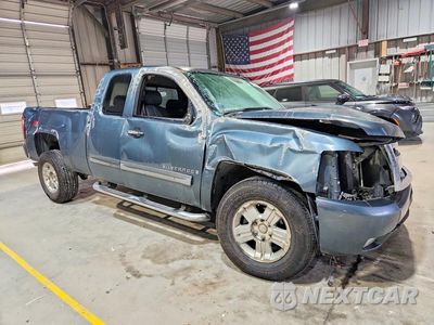 Czwarte zdjęcie samochodu z boku: 2009 CHEVROLET SILVERADO K1500 LTZ VIN:1GCEK39J39Z123894 - miniatura