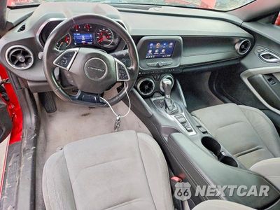 Zdjęcie 8 z 12 samochodu: 2020 CHEVROLET CAMARO LS VIN:1G1FB3DX4L0119146 - miniatura