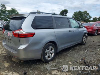 Trzecie zdjęcie samochodu z tyłu: 2016 TOYOTA SIENNA LE VIN:5TDKK3DC9GS725550 - miniatura