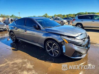 Czwarte zdjęcie samochodu z boku: 2024 NISSAN ALTIMA SR VIN:1N4BL4CW6RN423405 - miniatura