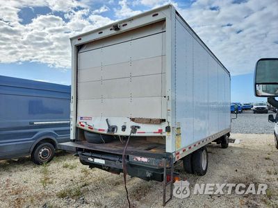 Trzecie zdjęcie samochodu z tyłu: 2017 ISUZU NPR HD - BOX TRUCK VIN:54DC4W1B3HS800226 - miniatura
